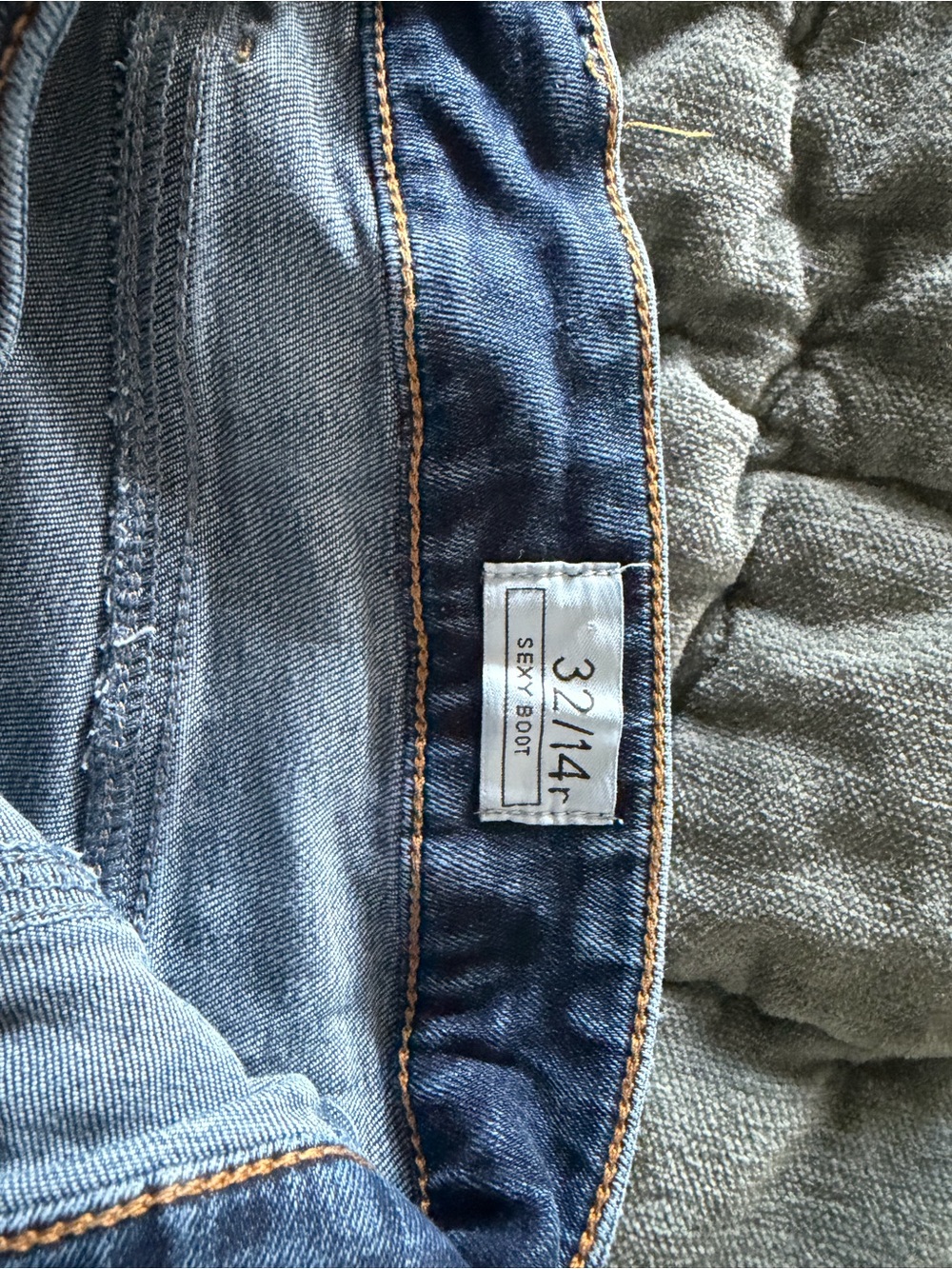 Gap Women's Dark Blue Boot-Cut Jeans